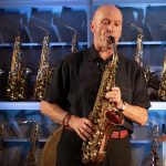 BLAUES FLÜSTERN  Joachim Gies – Saxophon, exotische Instrumente